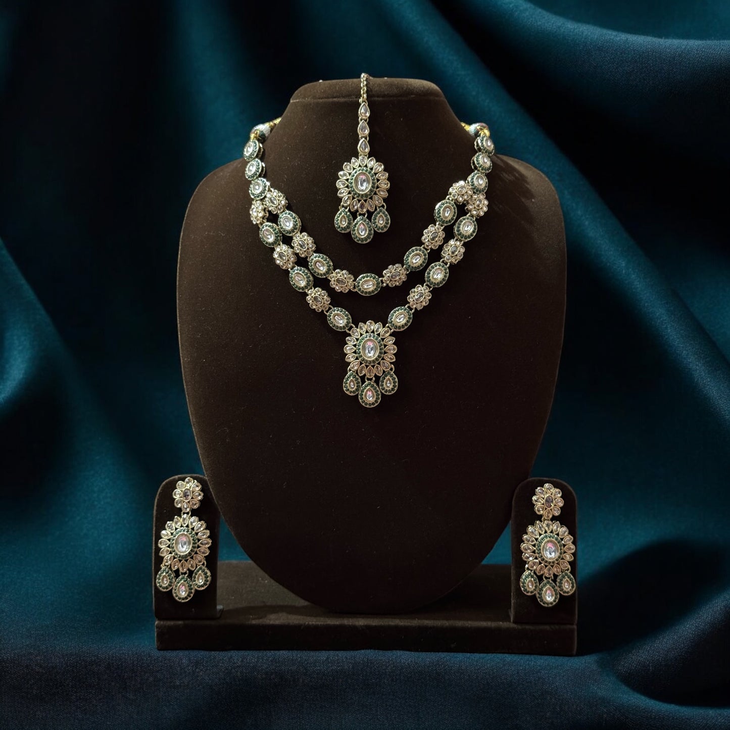 KUNDHAVAI JEWELLERY SET