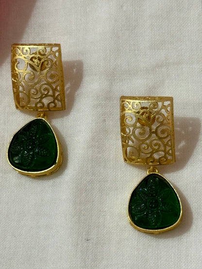 BRASS FLORAL EARRINGS