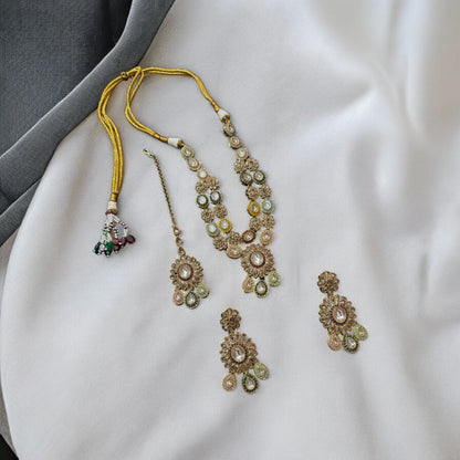 KUNDHAVAI JEWELLERY SET