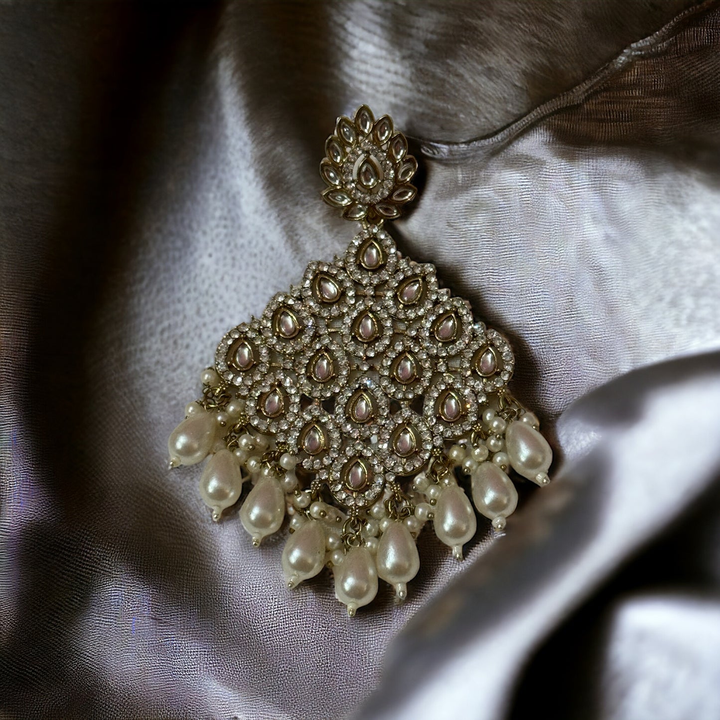 FESTIVE DELIGHT EARRINGS