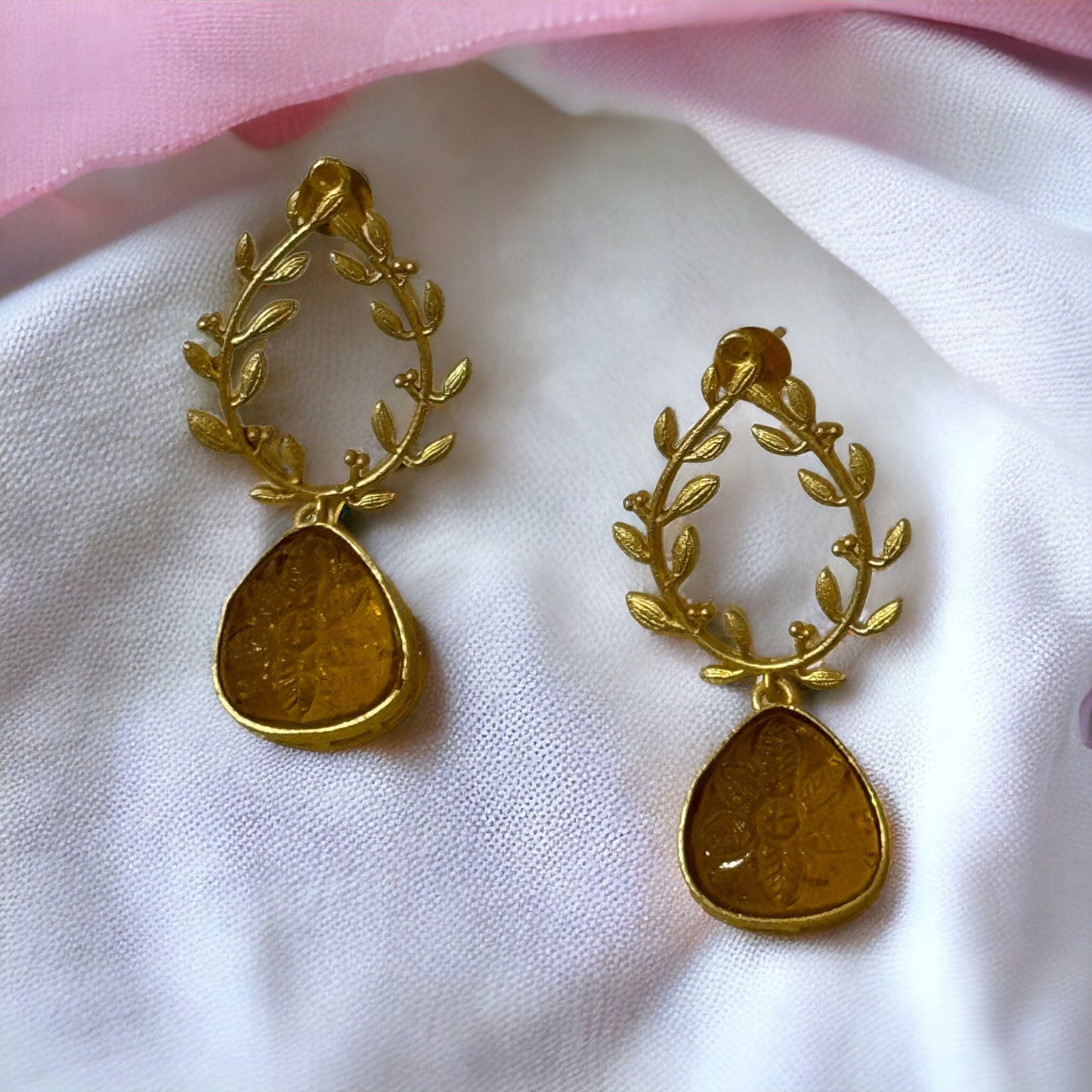 RHEA BRASS EARRINGS