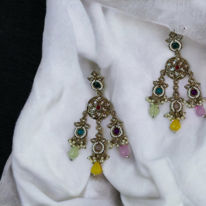 ELEGANT KUNDAN PEARL STATEMENT