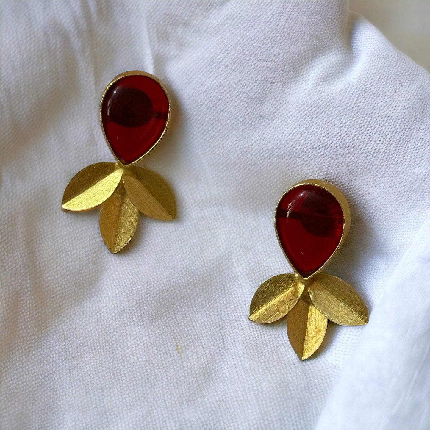 BRASS LEAF EARRINGS