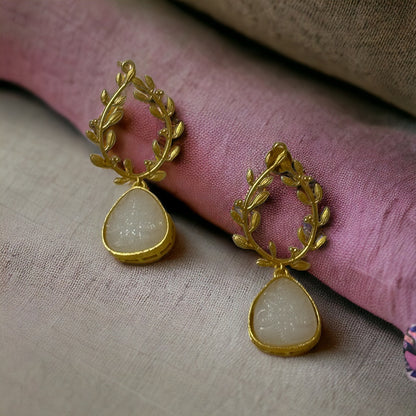 RHEA BRASS EARRINGS