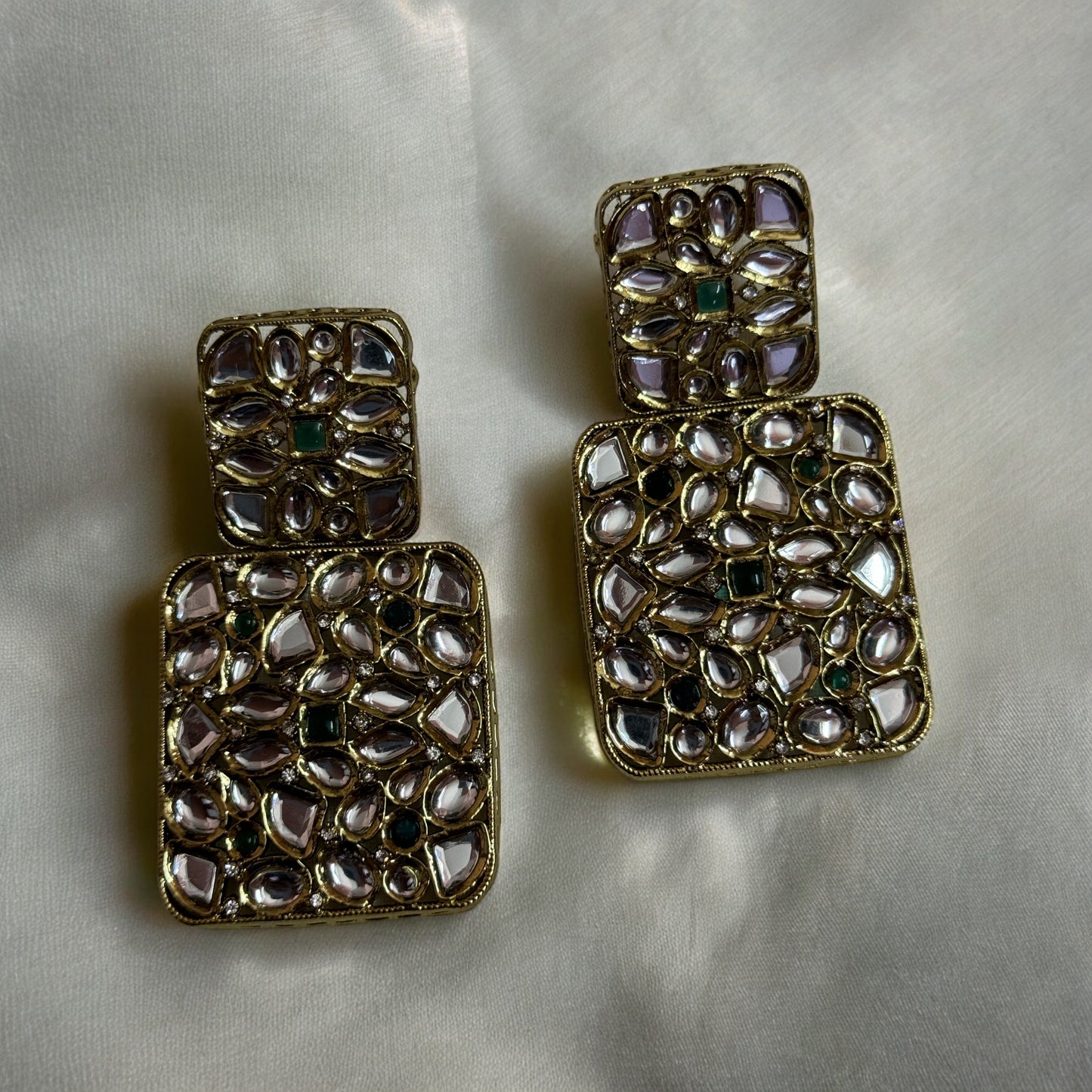 PARTY GLAM EARRINGS