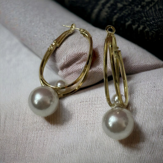 PEARLY HOOP EARRINGS