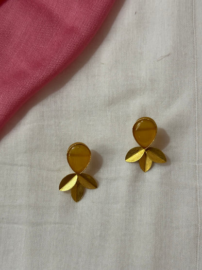 BRASS LEAF EARRINGS