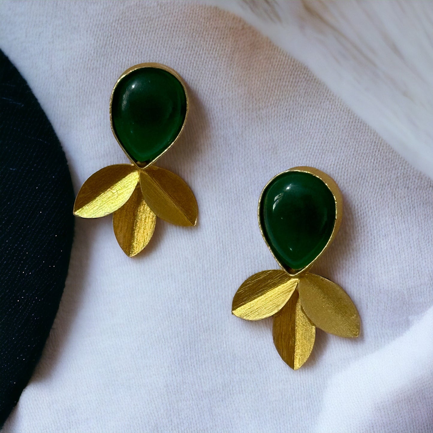 BRASS LEAF EARRINGS