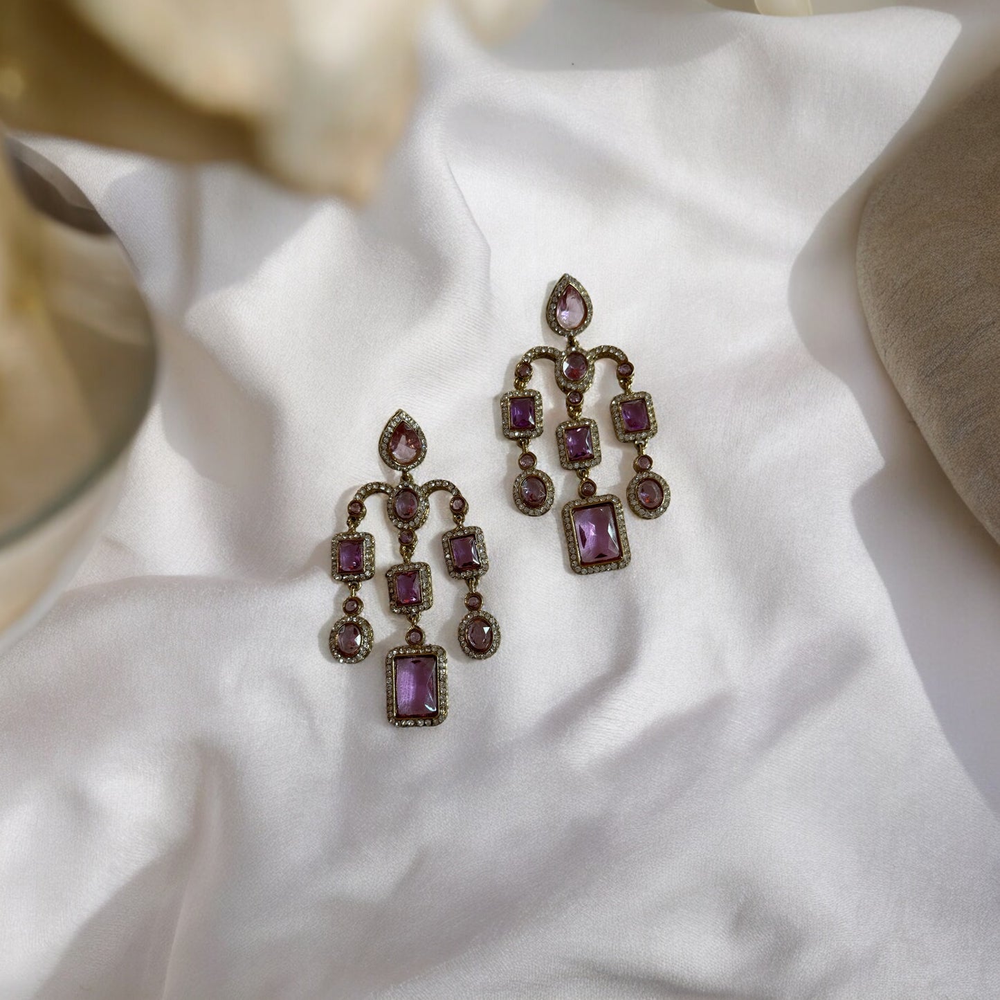 MISTHI CELEB EARRINGS