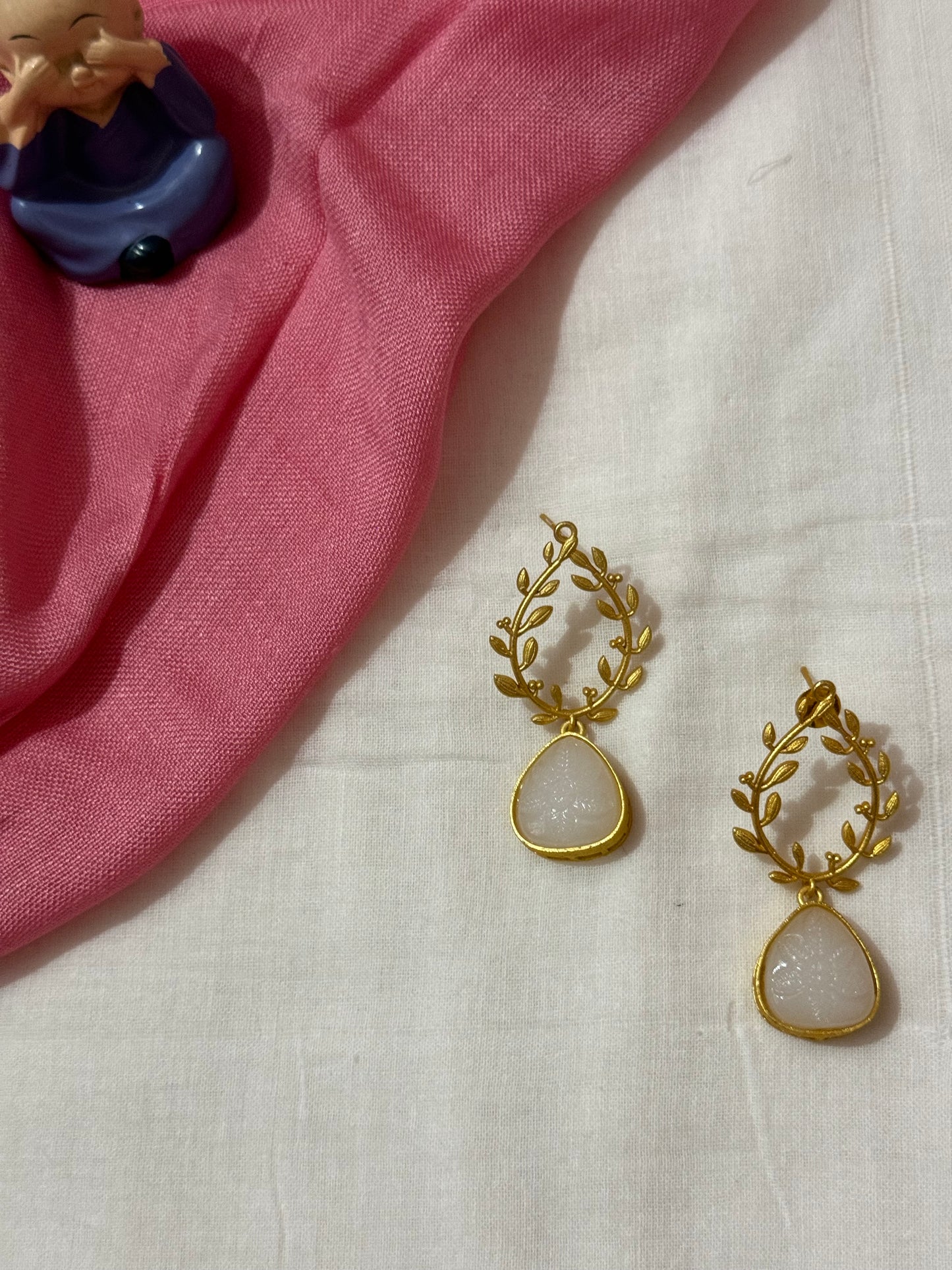 RHEA BRASS EARRINGS