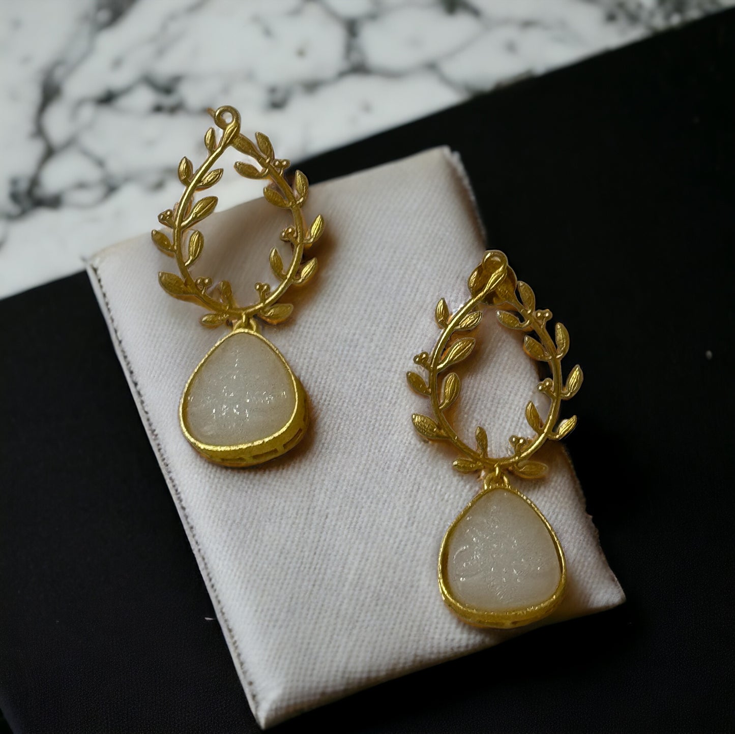 RHEA BRASS EARRINGS