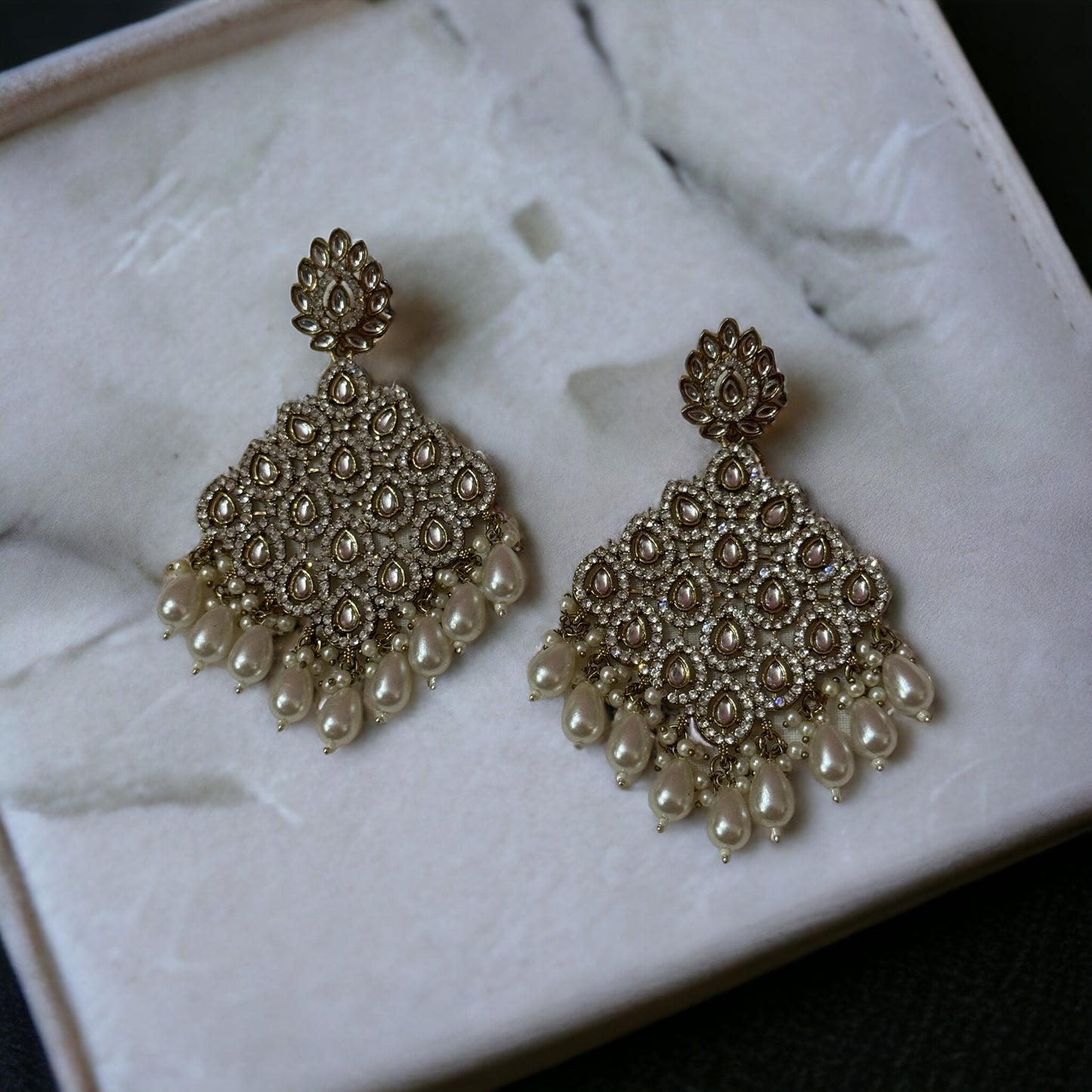 FESTIVE DELIGHT EARRINGS